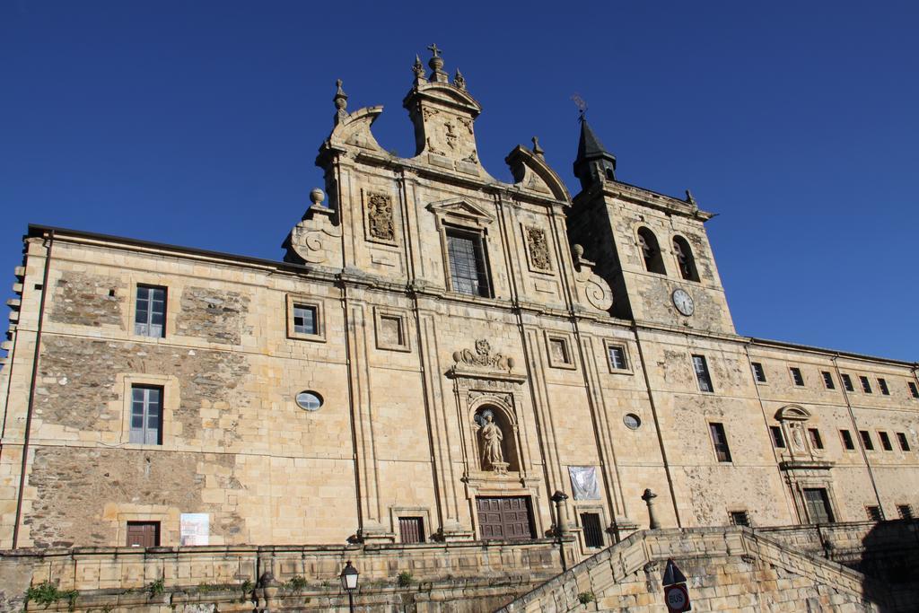 Venecia Bed&Breakfast Villafranca Del Bierzo Dış mekan fotoğraf