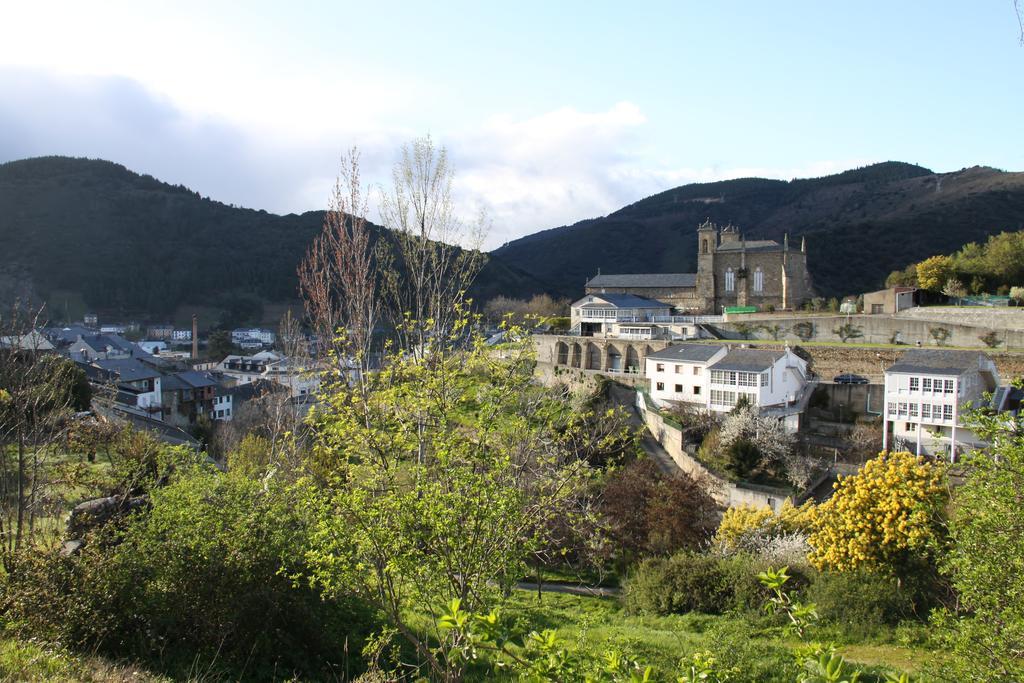 Venecia Bed&Breakfast Villafranca Del Bierzo Dış mekan fotoğraf